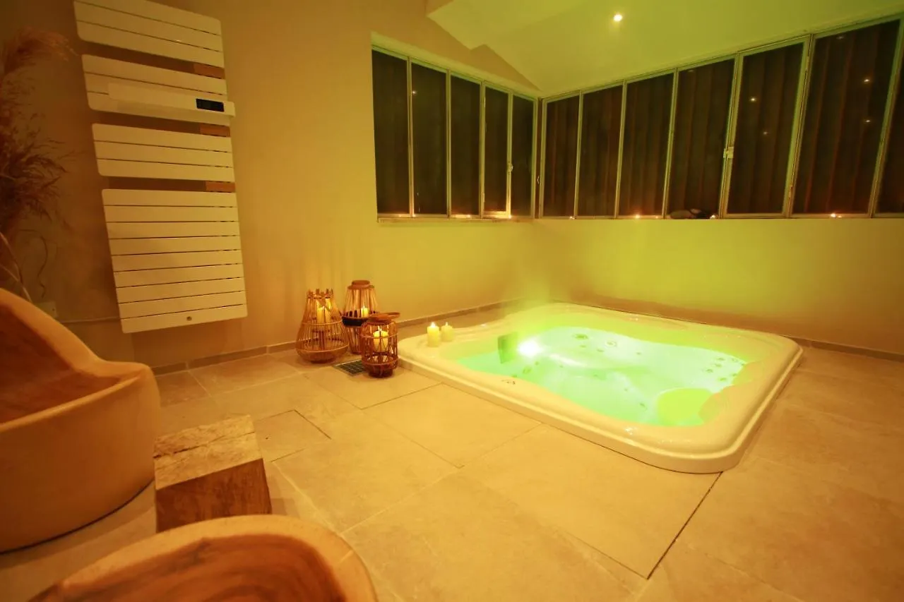 La Haute Flourie - Bed And Breakfast -Chambres D'Hotes Saint-Malo Bed & Breakfast