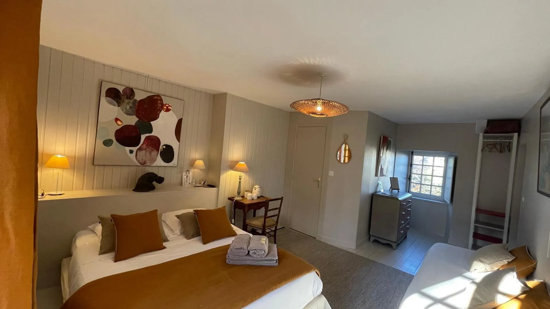 La Haute Flourie - Bed And Breakfast -Chambres D'Hotes Saint-Malo