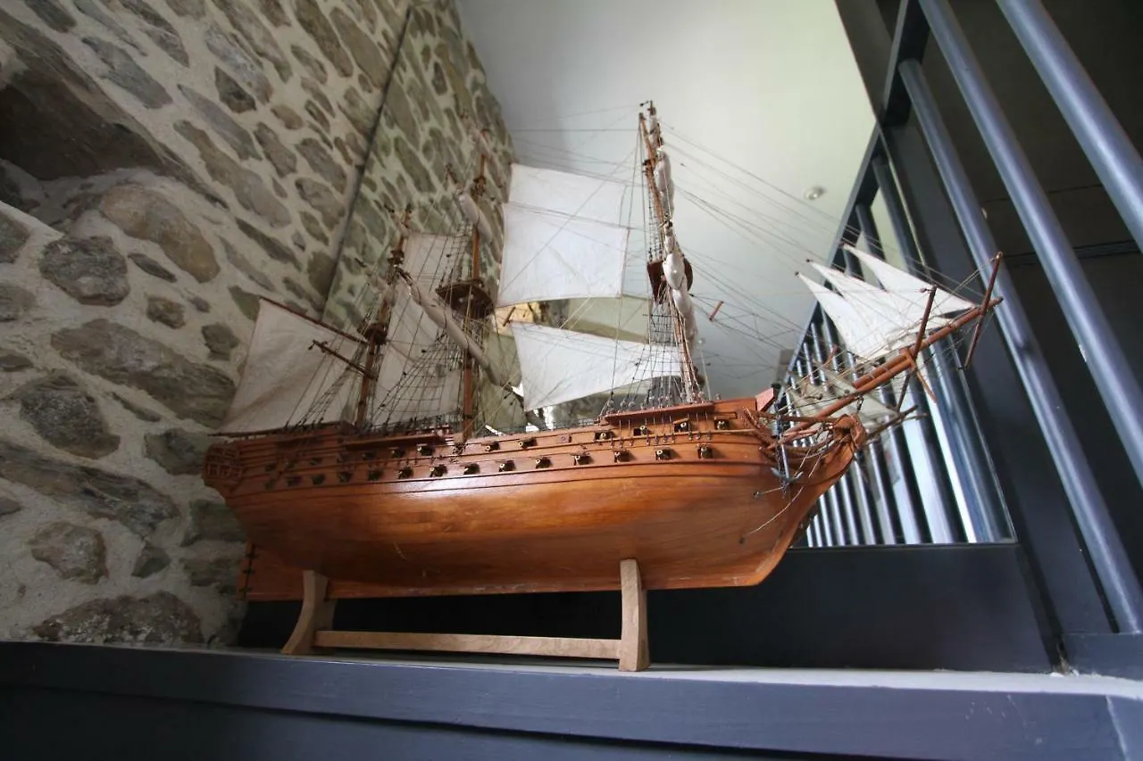 *** Bed & Breakfast La Haute Flourie - Bed And Breakfast -Chambres D'Hotes Saint-Malo France